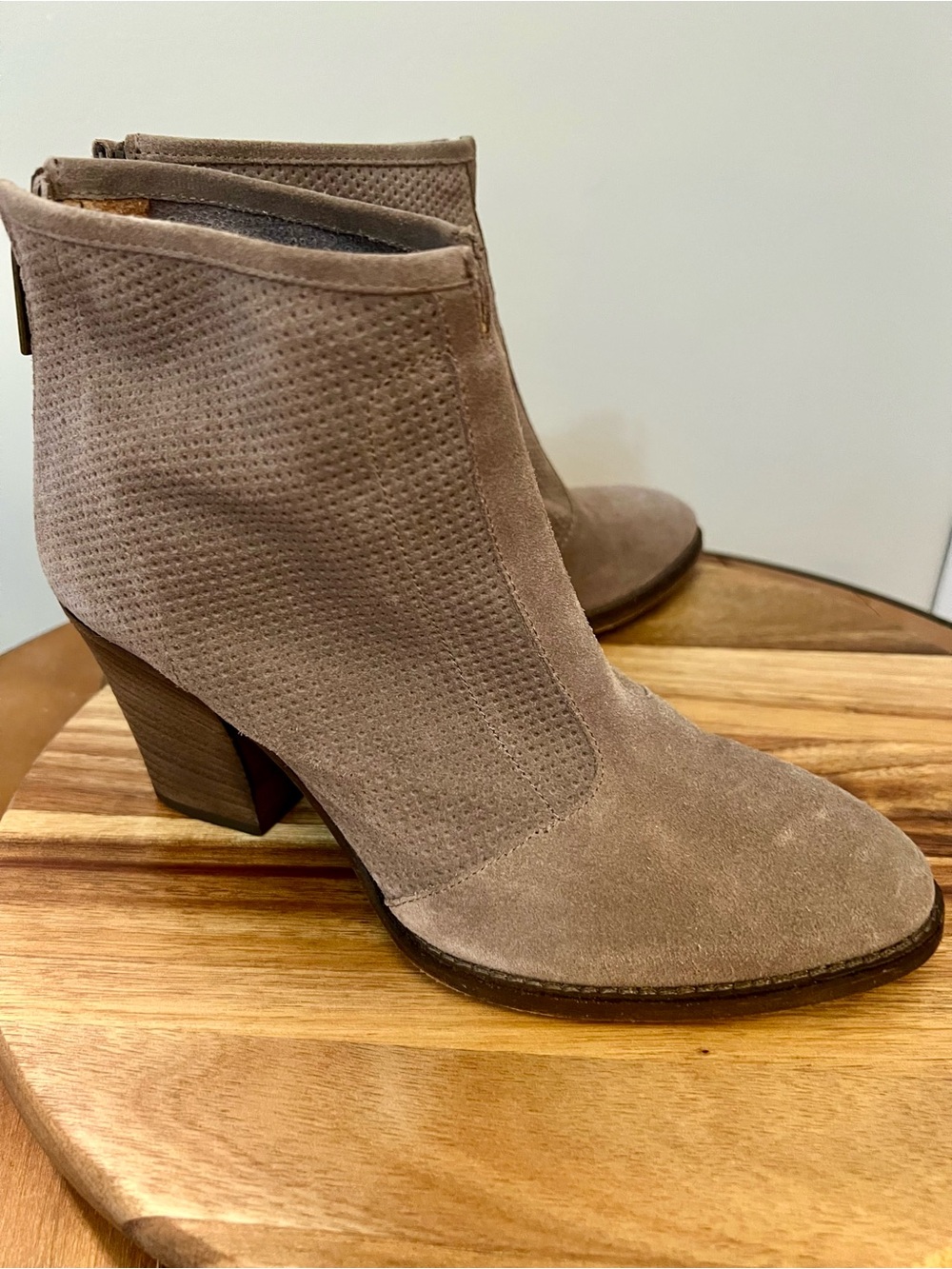 Aquatalia Faris Suede Bootie in Taupe Size 7.5